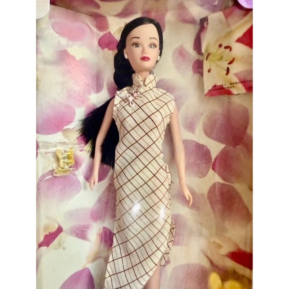 1998 Golden Qi-Pao Barbie